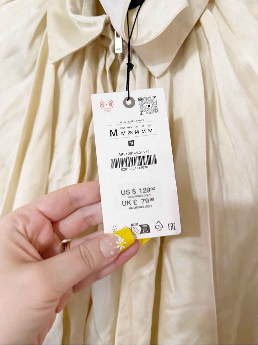 Zara Satin Bomber Bubble Voluminous Satin Puffed Cream Ivory Jacket size medium - Picture 15 of 16